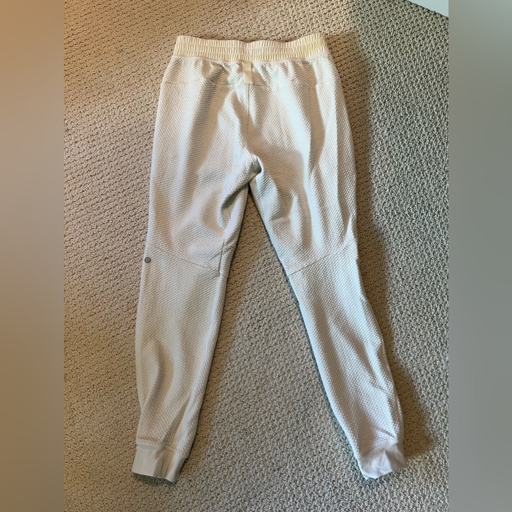 White/Cream Lululemon Joggers